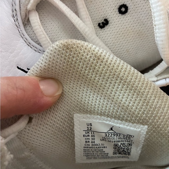 Nike Jordan Ring 6 Men’s athletic shoes - Picture 3 of 4